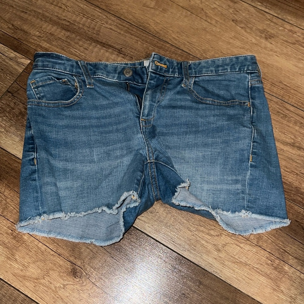Vineyard vines denim shorts